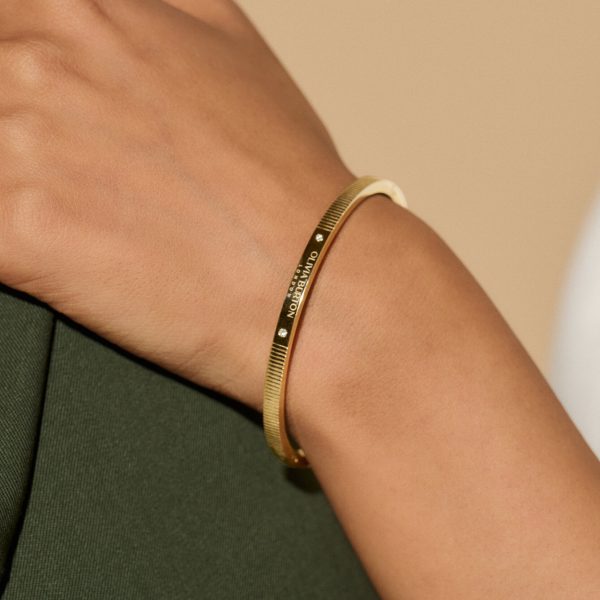 Linear Gold Bangle - Image 3