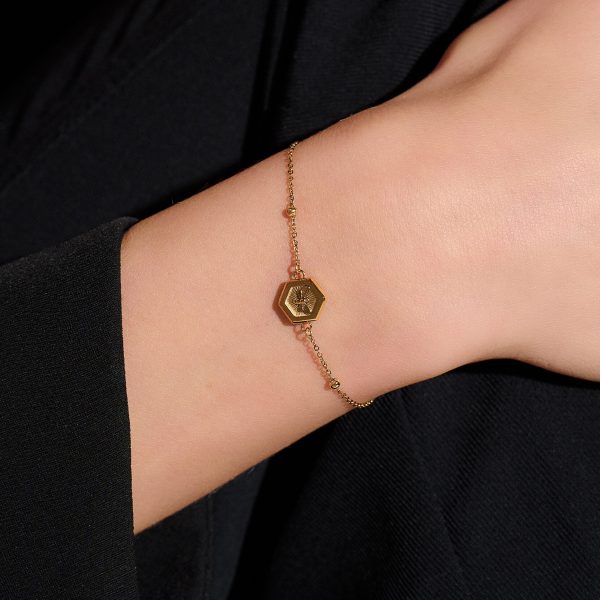 Minima Bee Gold Bracelet - Image 3
