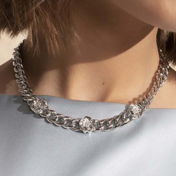 Tudor Rose Silver Tone Link Chain Necklace - Image 3