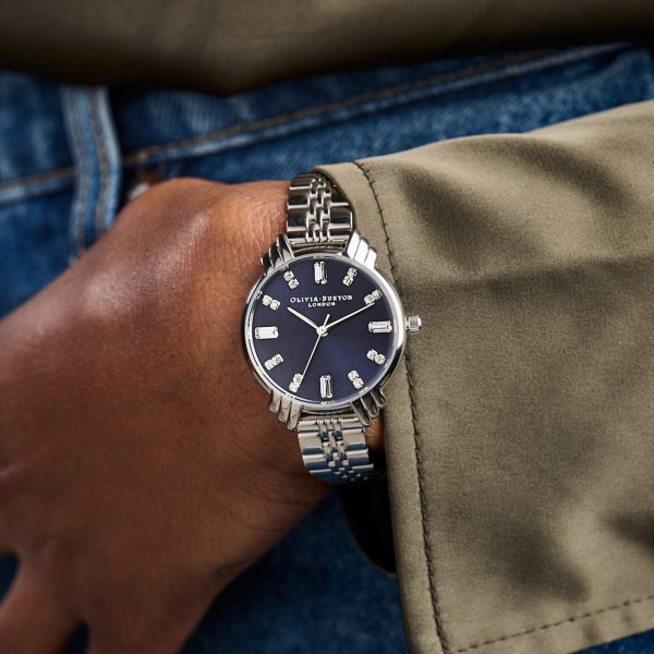 30mm Blue & Silver Bracelet Watch - Image 3